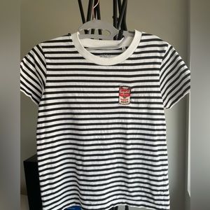 Uniqlo graphic tee XS